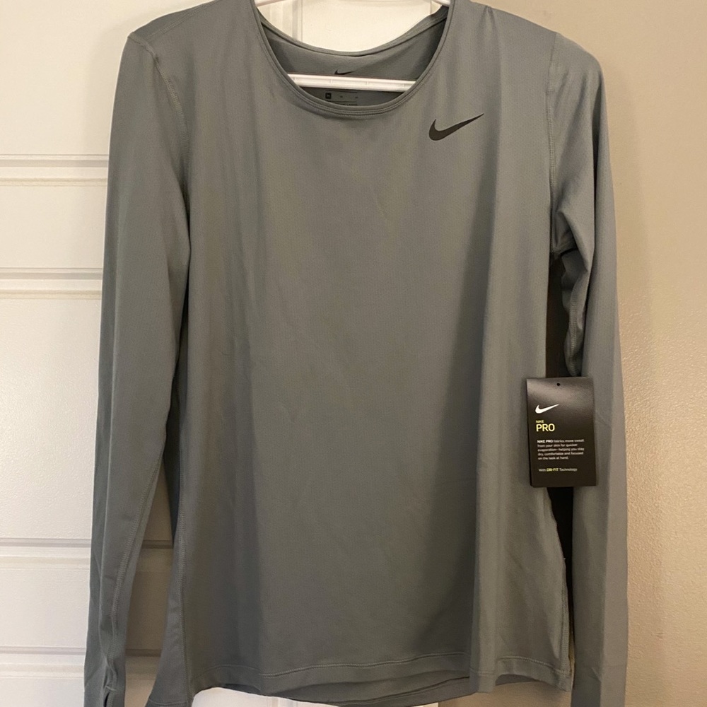 Nike Long Sleeve Shirt Brand New with Tags